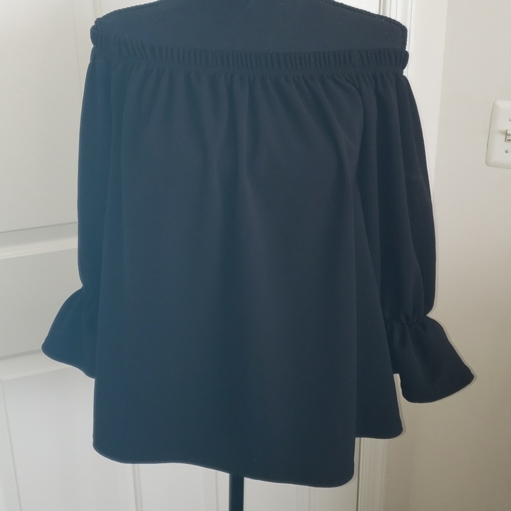 Off should long sleeve top